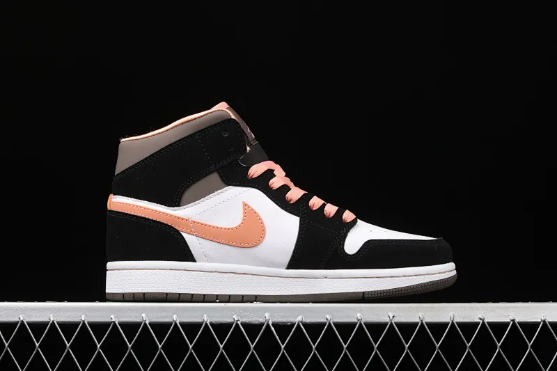 All categories Air Jordan Jordan series basketball shoes Air Jordan 1 Mid G version pure original Air Jordan 1 Mid AJ1 Joe 1 black pink peach Goddess Day mid-top basketball shoes DH0210-100